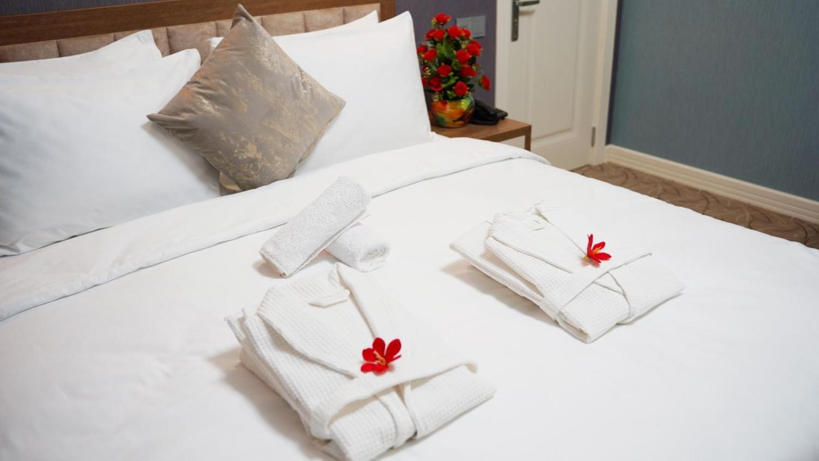 Royal Meridien Hotel Баку Екстер'єр фото