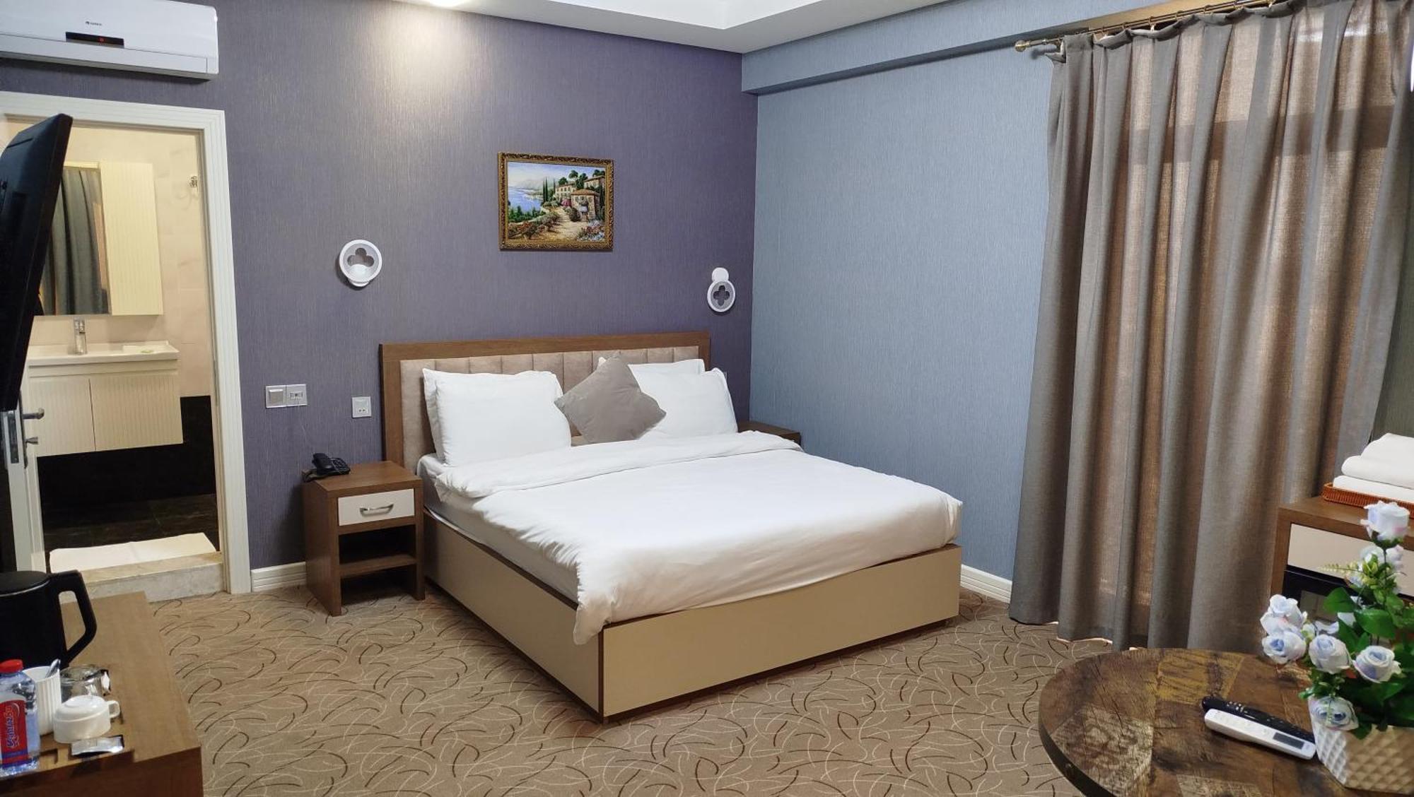 Royal Meridien Hotel Баку Екстер'єр фото